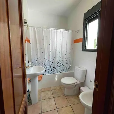 Agradable Con Chimenea En Interior Casa de Férias Higuera De La Sierra (Huelva)